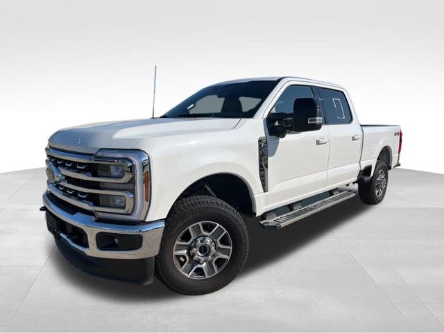 2025 Ford F-250 Lariat photo 2