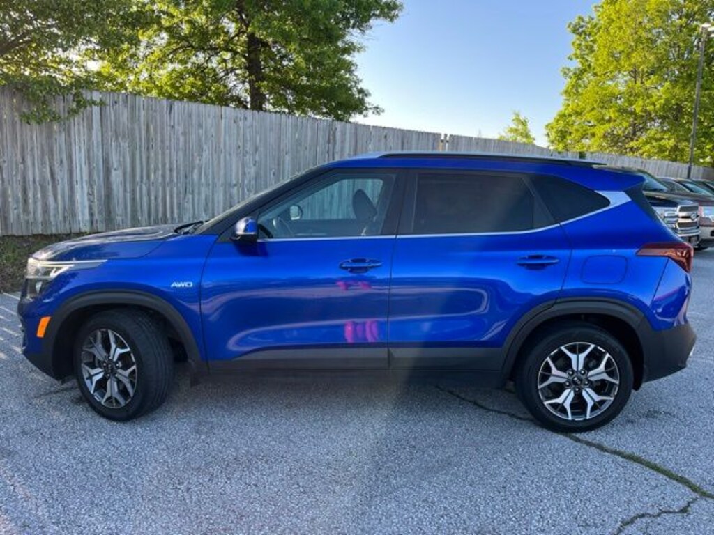 Used 2021 Kia Seltos EX SUV
