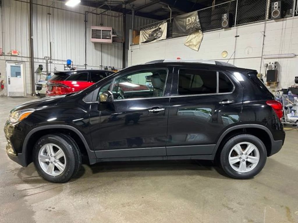 Used 2017 Chevrolet Trax LT SUV