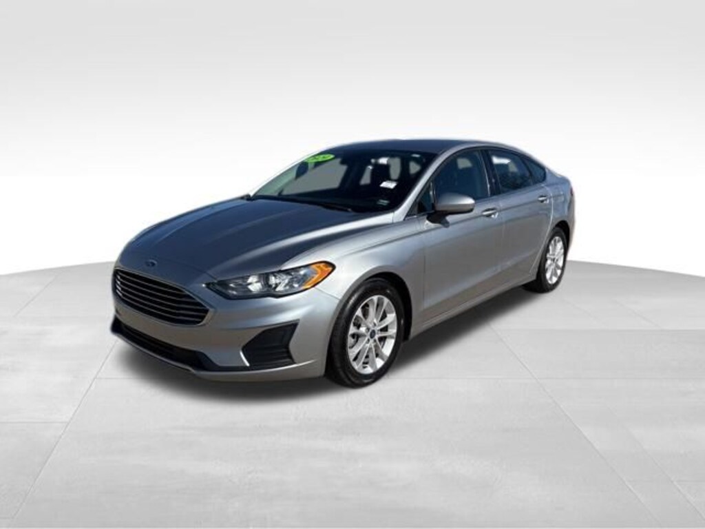 Used 2020 Ford Fusion SE Sedan