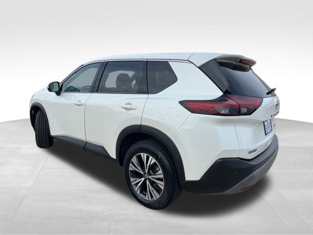 2021 Nissan Rogue SV photo 4