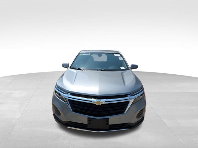 2023 Chevrolet Equinox LT photo 2