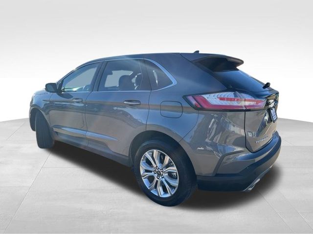 2023 Ford Edge Titanium photo 3