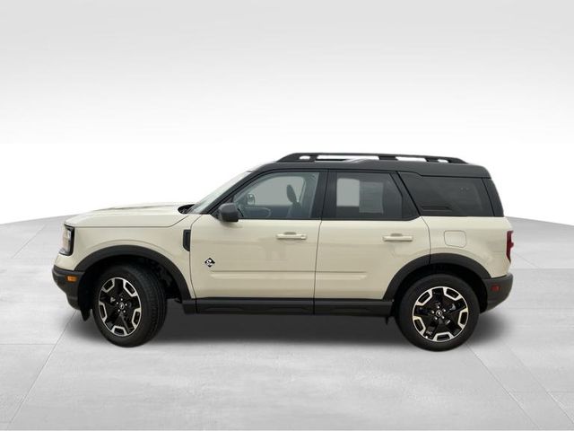 2024 Ford Bronco Sport Outer Banks photo 2
