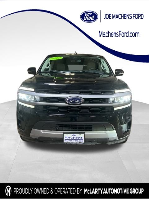 2024 Ford Expedition XLT's photo