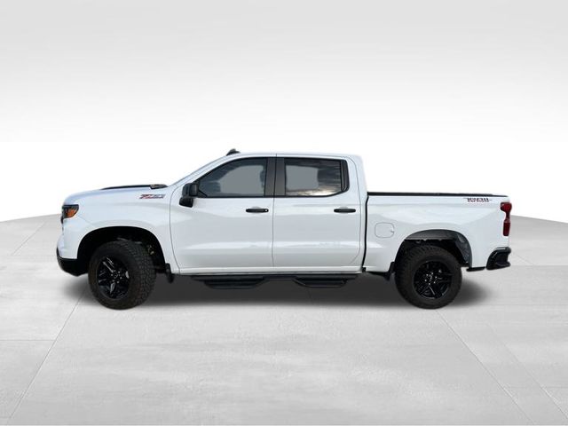 2025 Chevrolet Silverado 1500 Custom Trail Boss photo 2