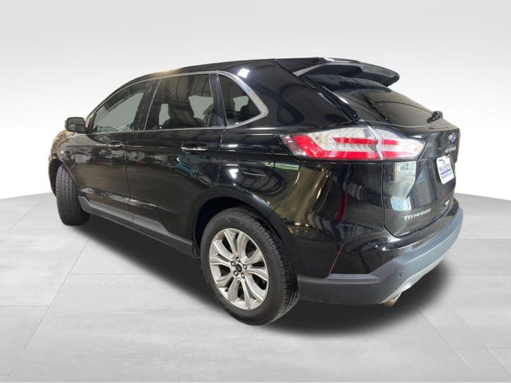 Used 2024 Ford Edge Titanium SUV