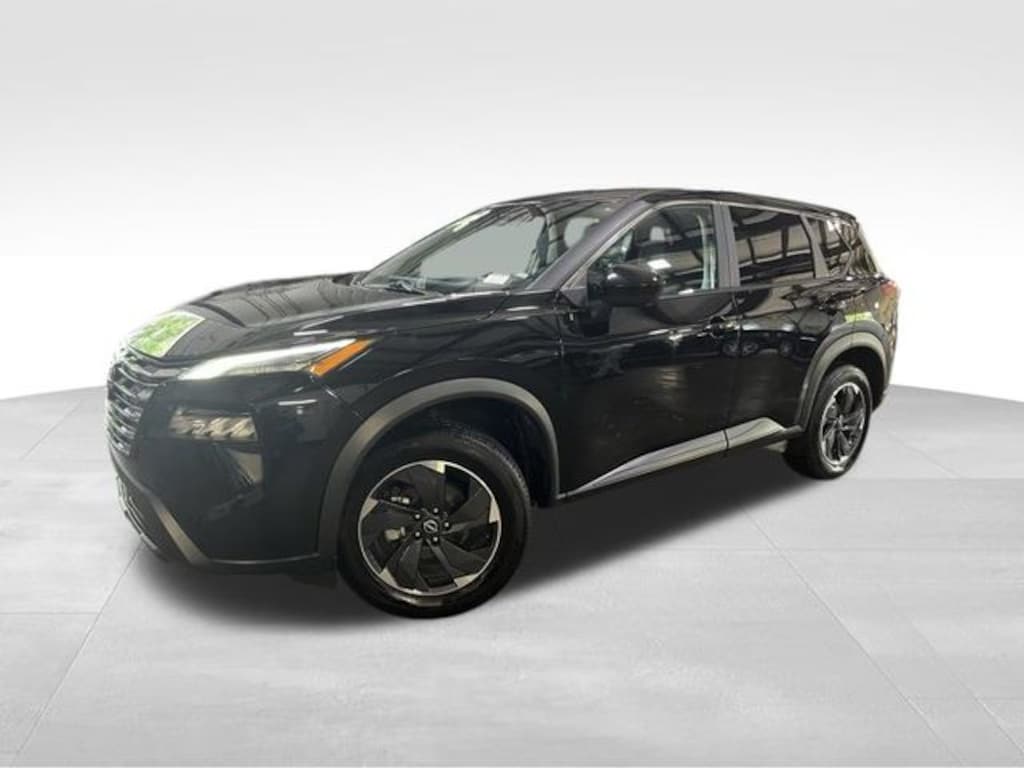 Used 2024 Nissan Rogue SV SUV