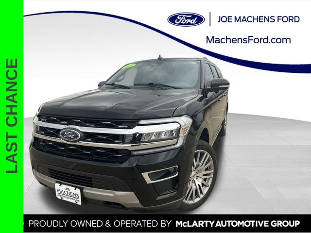 2023 Ford Expedition Limited's photo