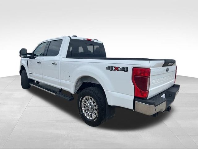 2022 Ford F-350 Lariat photo 3