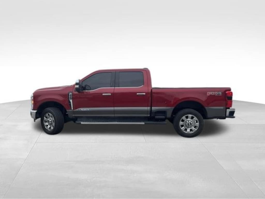 Used 2023 Ford F-350SD Lariat Truck