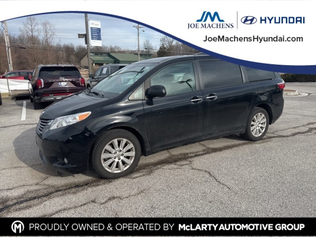 Used 2015 Toyota Sienna XLE Premium Minivan/Van