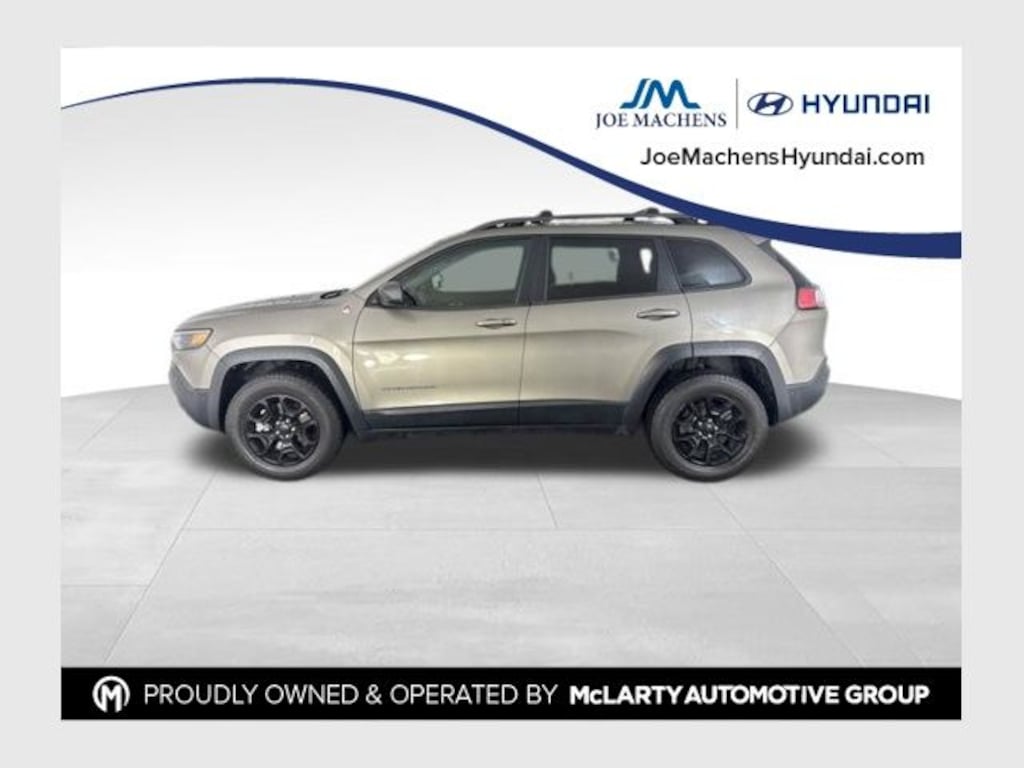 Used 2019 Jeep Cherokee Trailhawk SUV