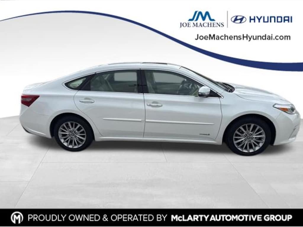 Used 2018 Toyota Avalon Hybrid Sedan