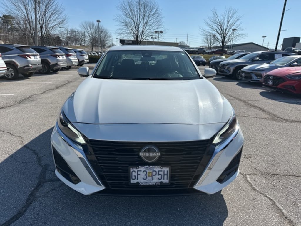 Used 2023 Nissan Altima 2.5 SL Sedan