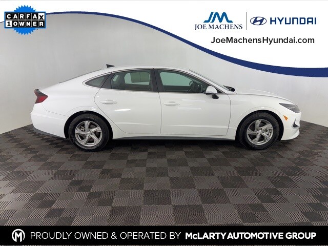 2023 Hyundai Sonata SE photo 2