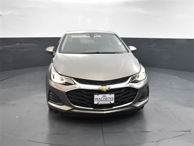 2019 Chevrolet Cruze LT photo 3