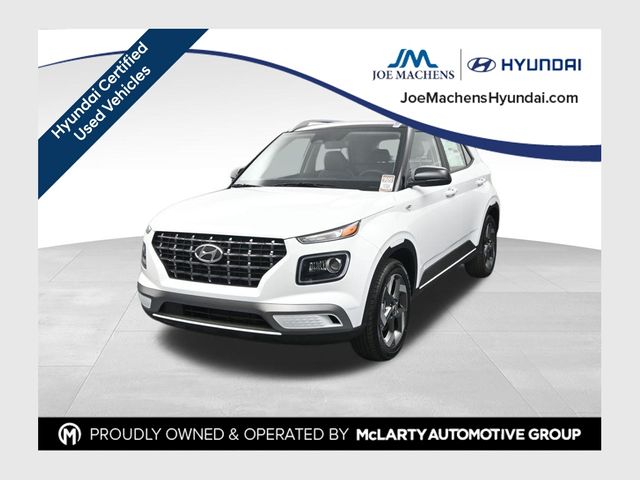 2025 Hyundai Venue Limited IVT's photo