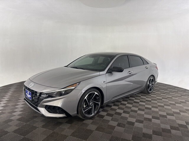 2023 Hyundai Elantra N Line photo 2