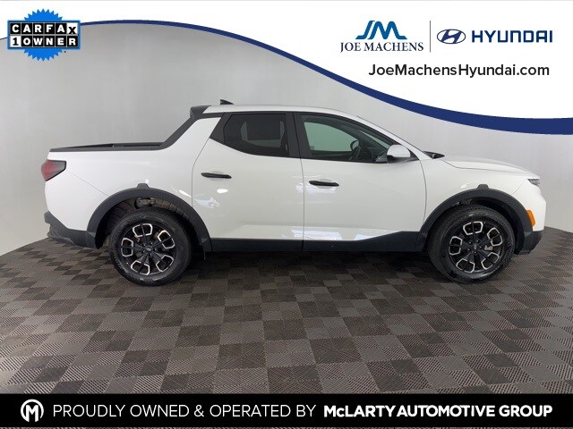 2024 Hyundai Santa Cruz SE photo 3