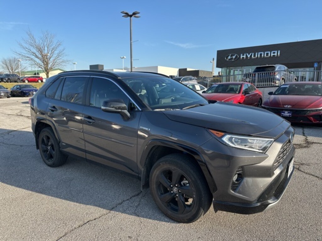 Used 2019 Toyota RAV4 Hybrid XSE SUV