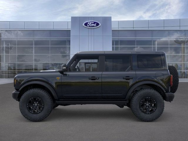 2025 Ford Bronco Badlands photo 2