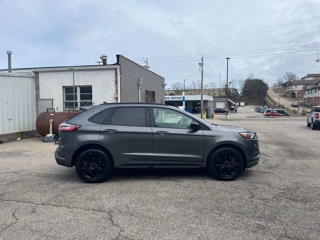 Used 2023 Ford Edge SE SUV