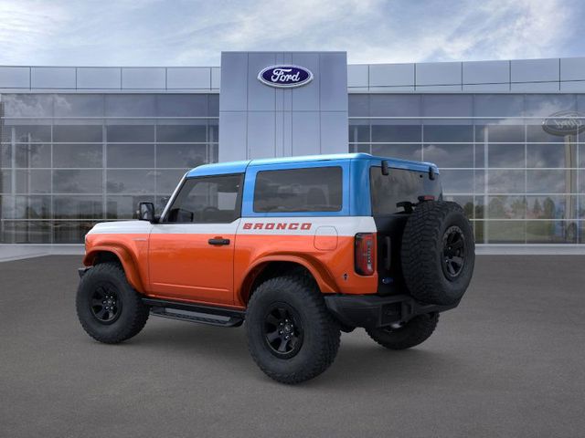 2025 Ford Bronco First Edition photo 3