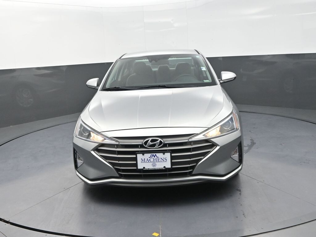 Used 2020 Hyundai Elantra SE Sedan