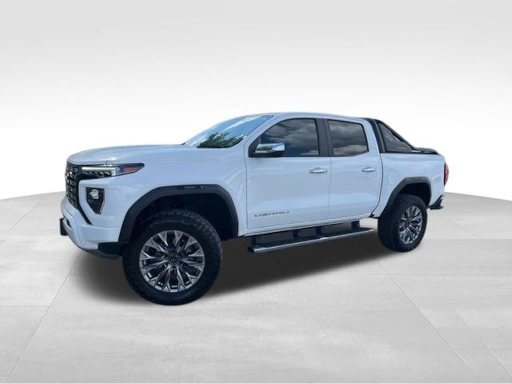 Used 2023 GMC Canyon Denali Truck