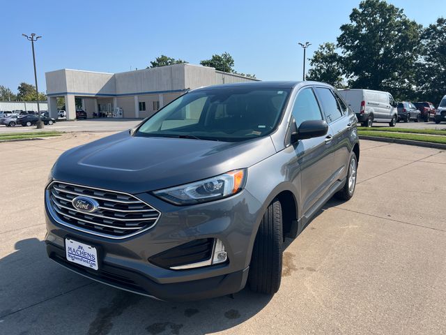 2021 Ford Edge