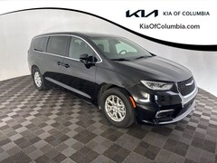 2025 Chrysler Pacifica Select Minivan/Van