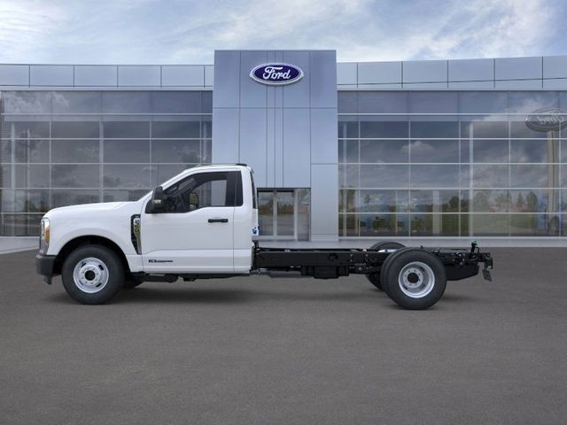 2025 Ford F-350 XL photo 3