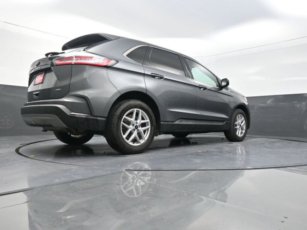 Used 2024 Ford Edge SEL SUV
