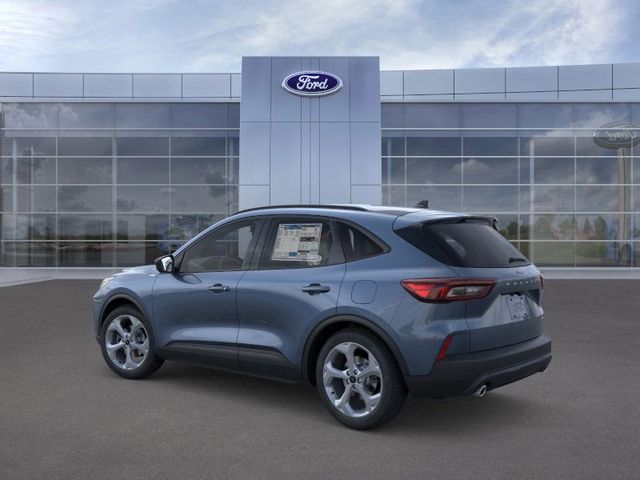 2026 Ford Escape ST-Line photo 4