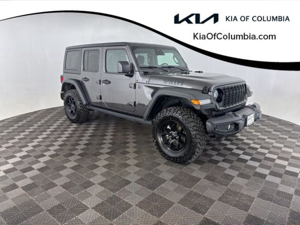 Used 2025 Jeep Wrangler Willys SUV