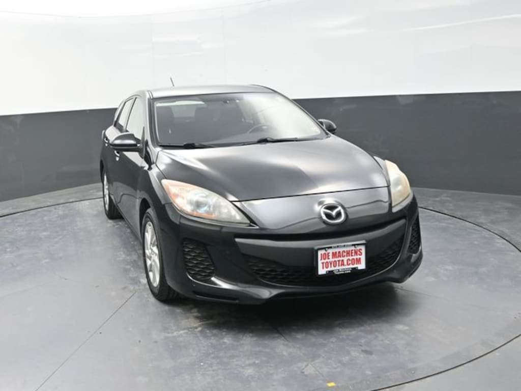 Used 2012 Mazda Mazda3 i Touring Hatchback