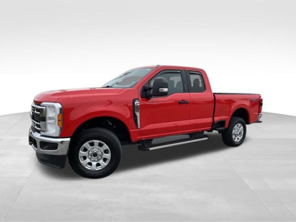Used 2023 Ford F-250SD XLT Truck