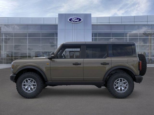 2025 Ford Bronco Badlands photo 2