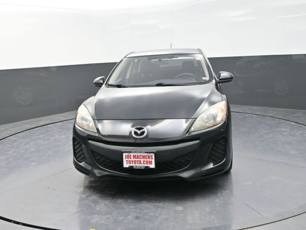 Used 2012 Mazda Mazda3 i Touring Hatchback
