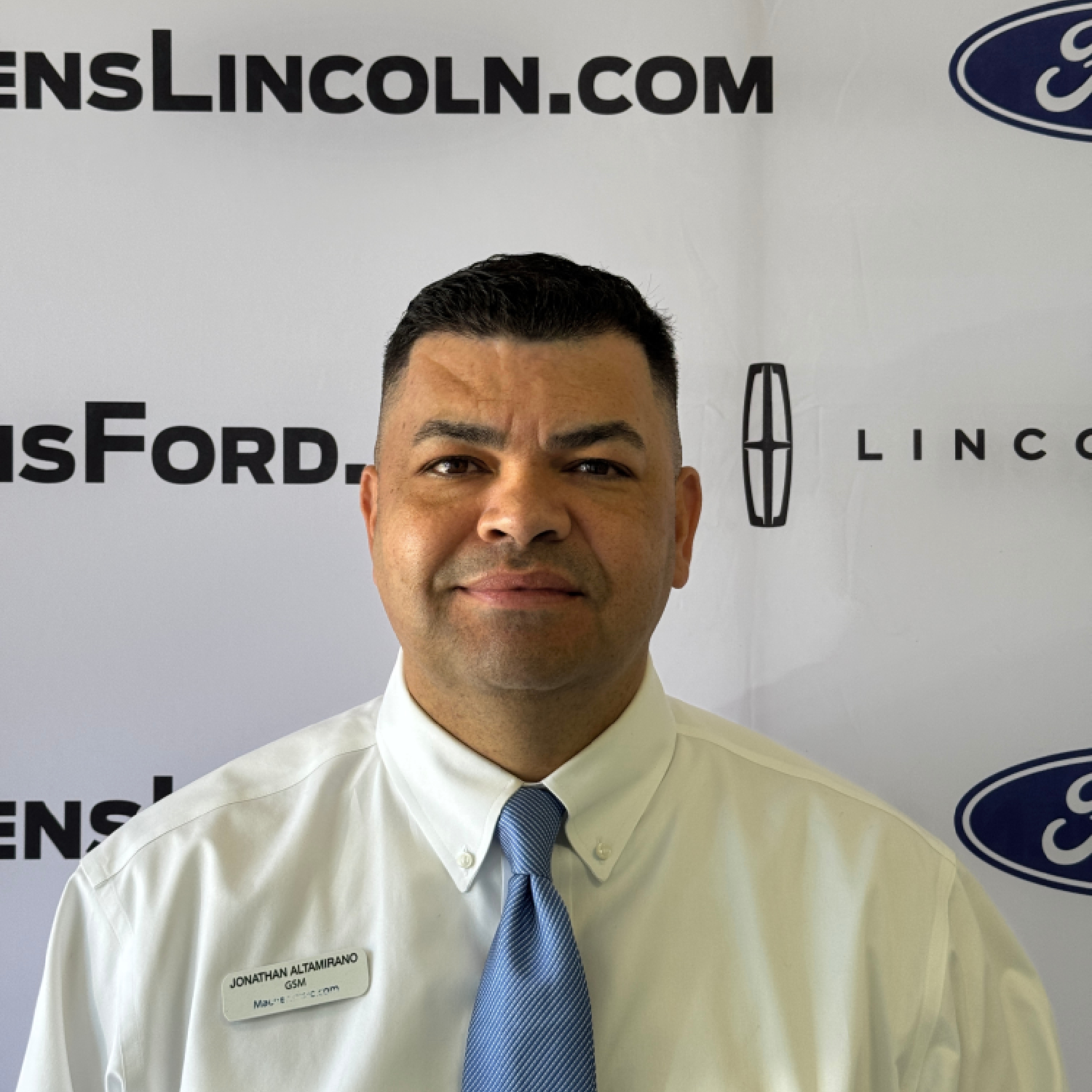 Staff member Jonathan Altamirano from ID_4b6e39