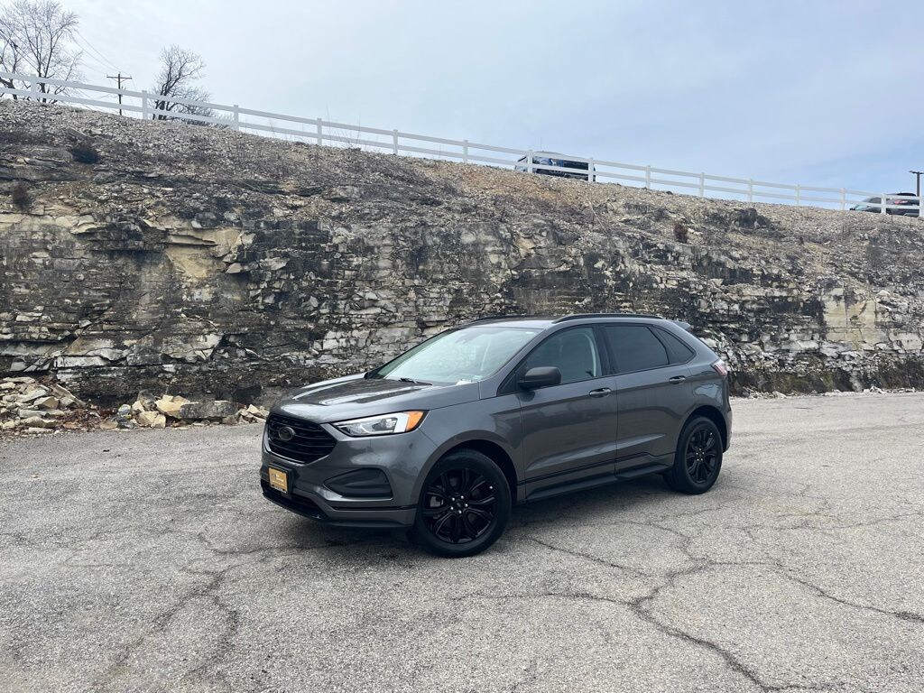 Used 2023 Ford Edge SE SUV