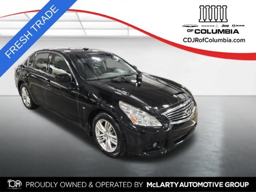 Used 2015 INFINITI Q40 Base Sedan