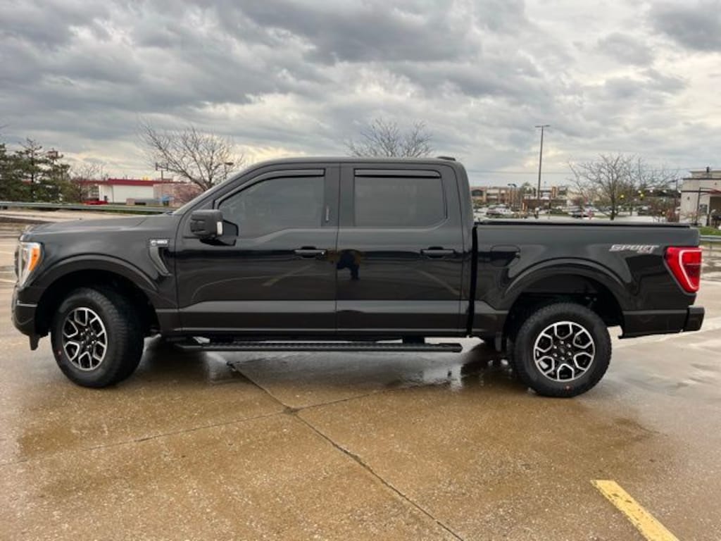 Used 2021 Ford F-150 XLT Truck