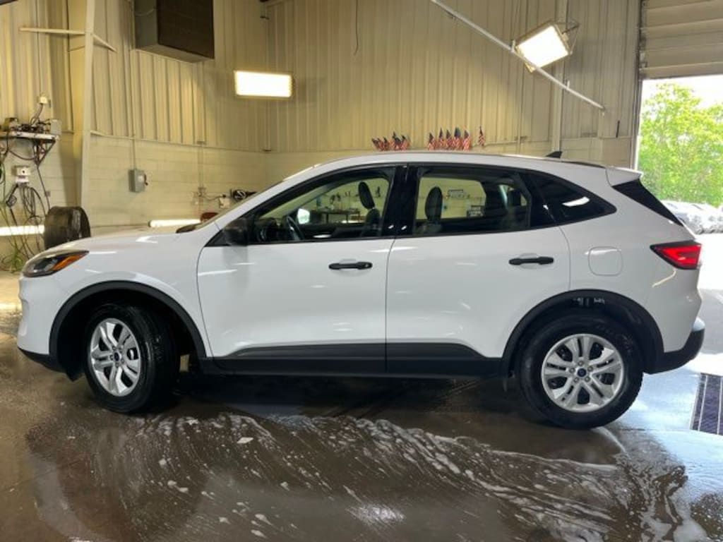 Used 2022 Ford Escape S SUV