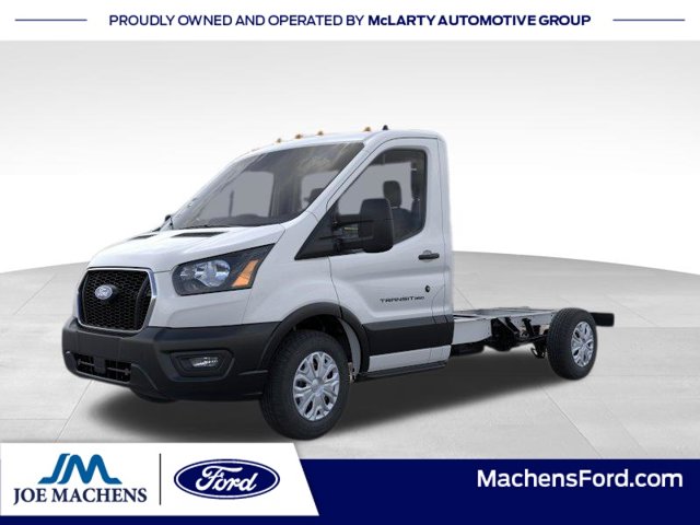 2026 Ford Transit Cutaway Base