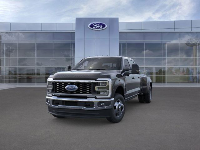2025 Ford F-350 photo 2