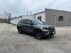 2022 Ford Explorer XLT SUV