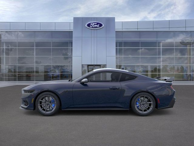 2025 Ford Mustang Dark Horse Deluxe photo 3