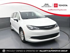 2023 Chrysler Voyager LX Minivan/Van